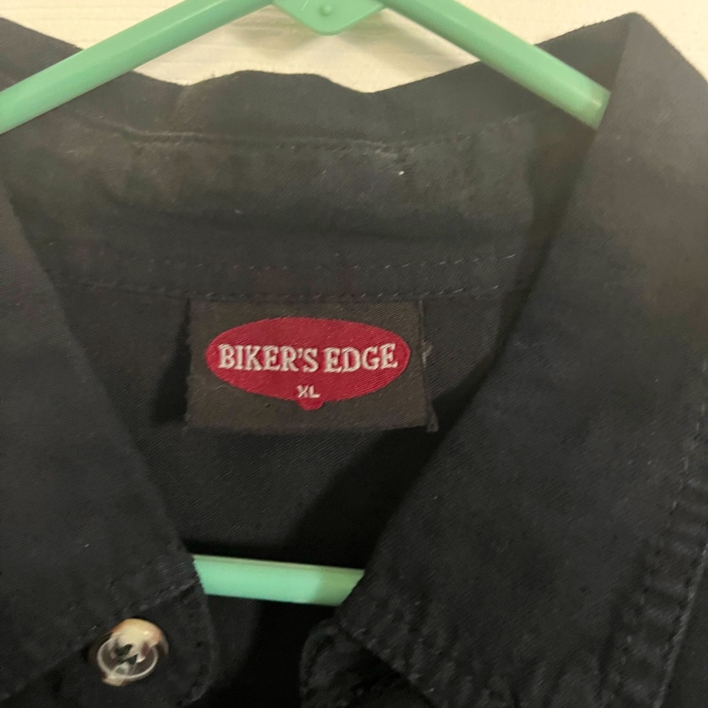 Men’s sleeveless biker shirt